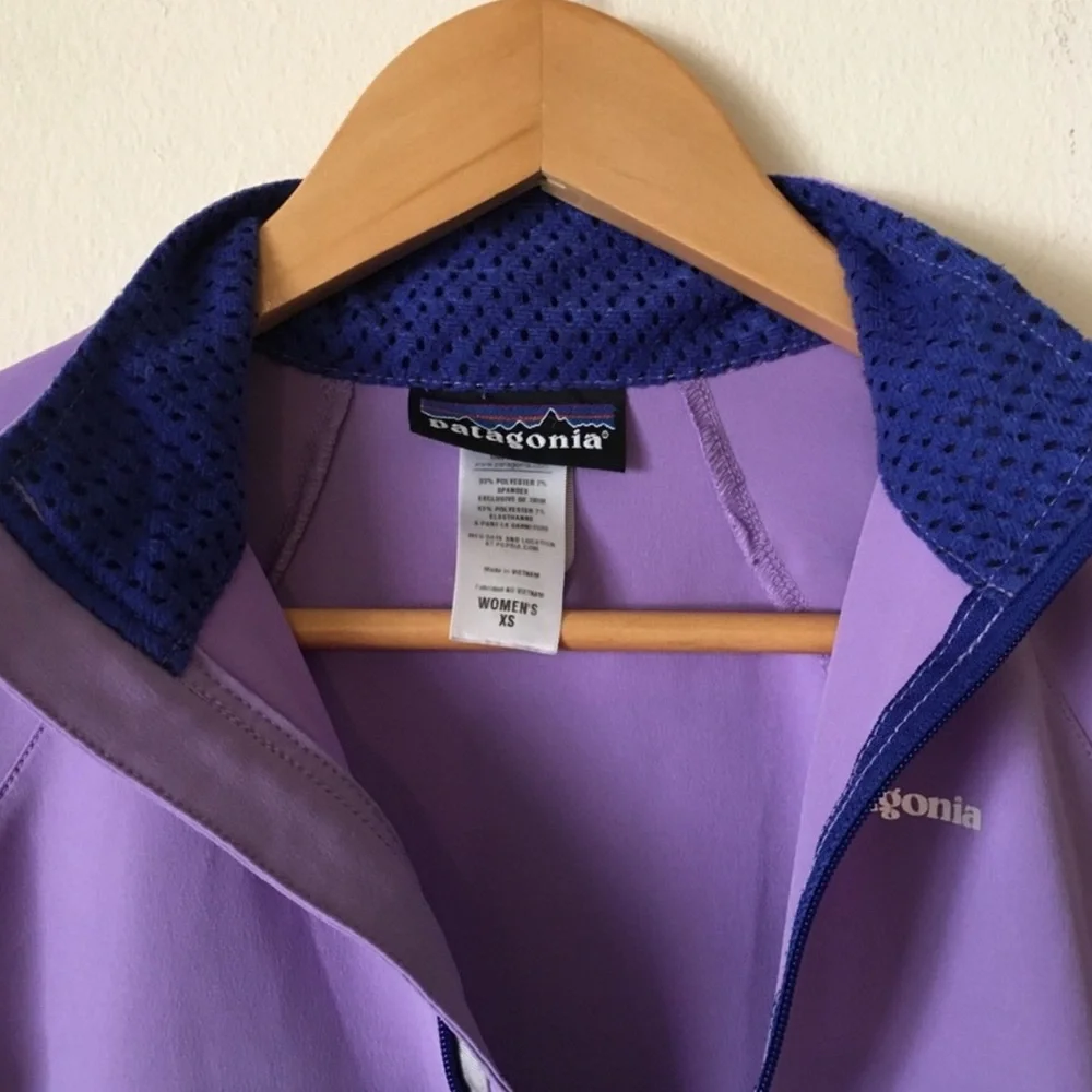 Patagonia Lightweight Performance Track Jacket - Picture 4 of 6